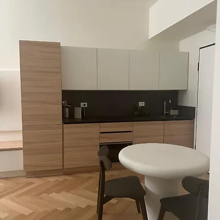 Atelier Serena Milan